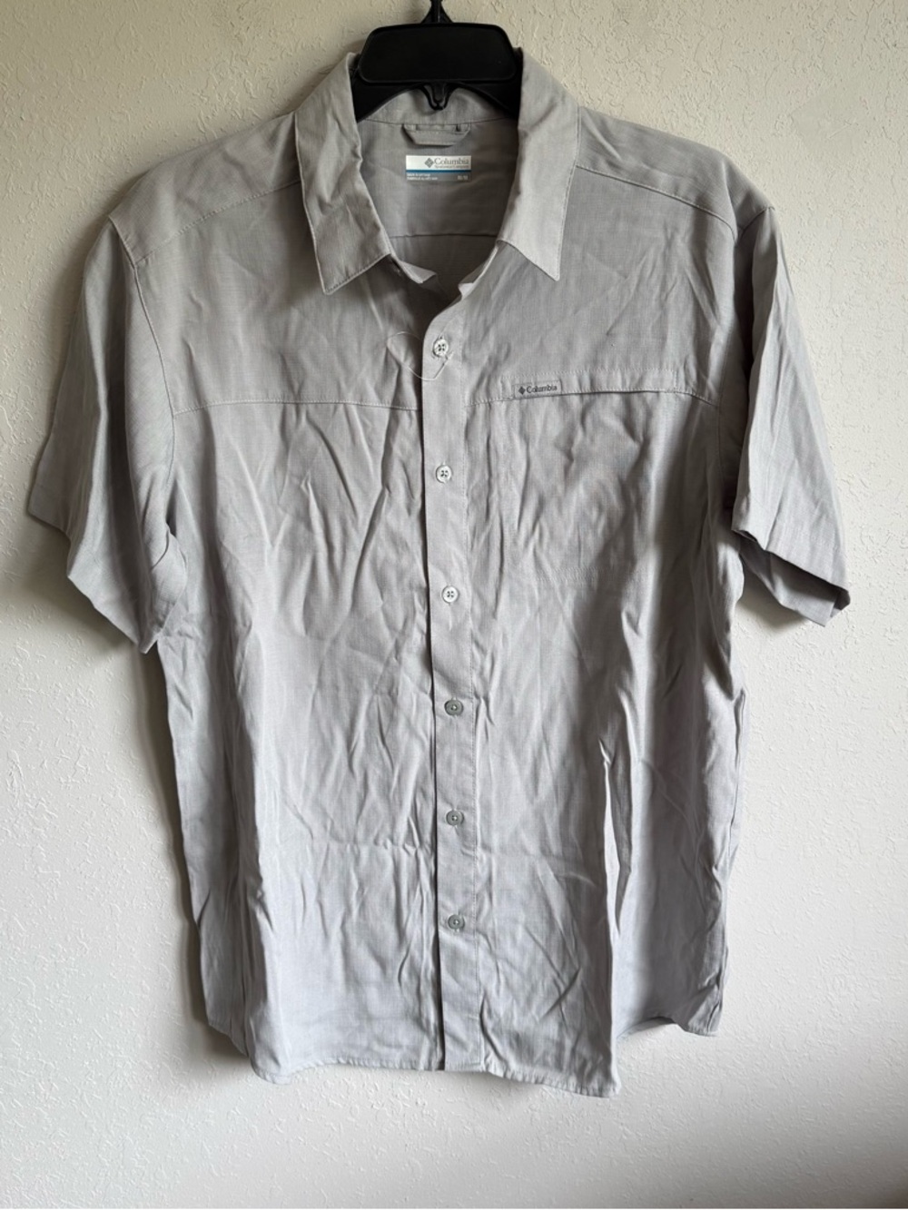 Men’s NWOT M Gray Columbia Gorpcore Outdoor Fishing Hiking Short Sleeve Shirt